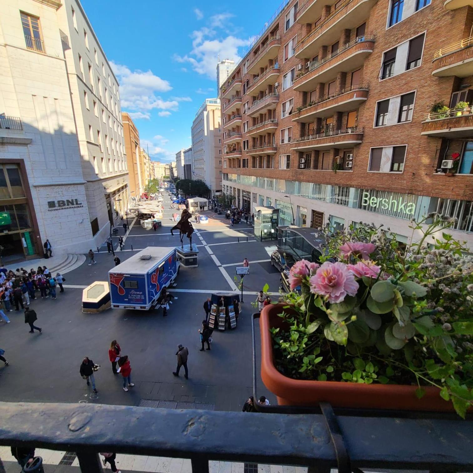 Napoli Centro Suite e Spa Esterno foto